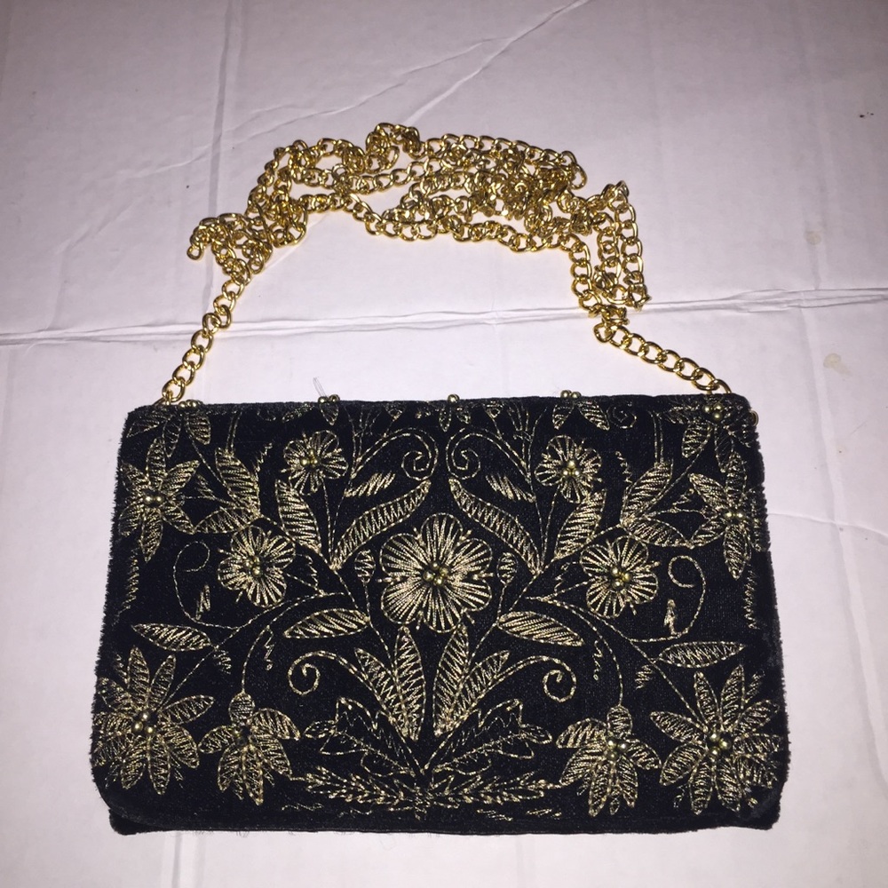 Shiraleah Black and Gold Velvet Purse crossover